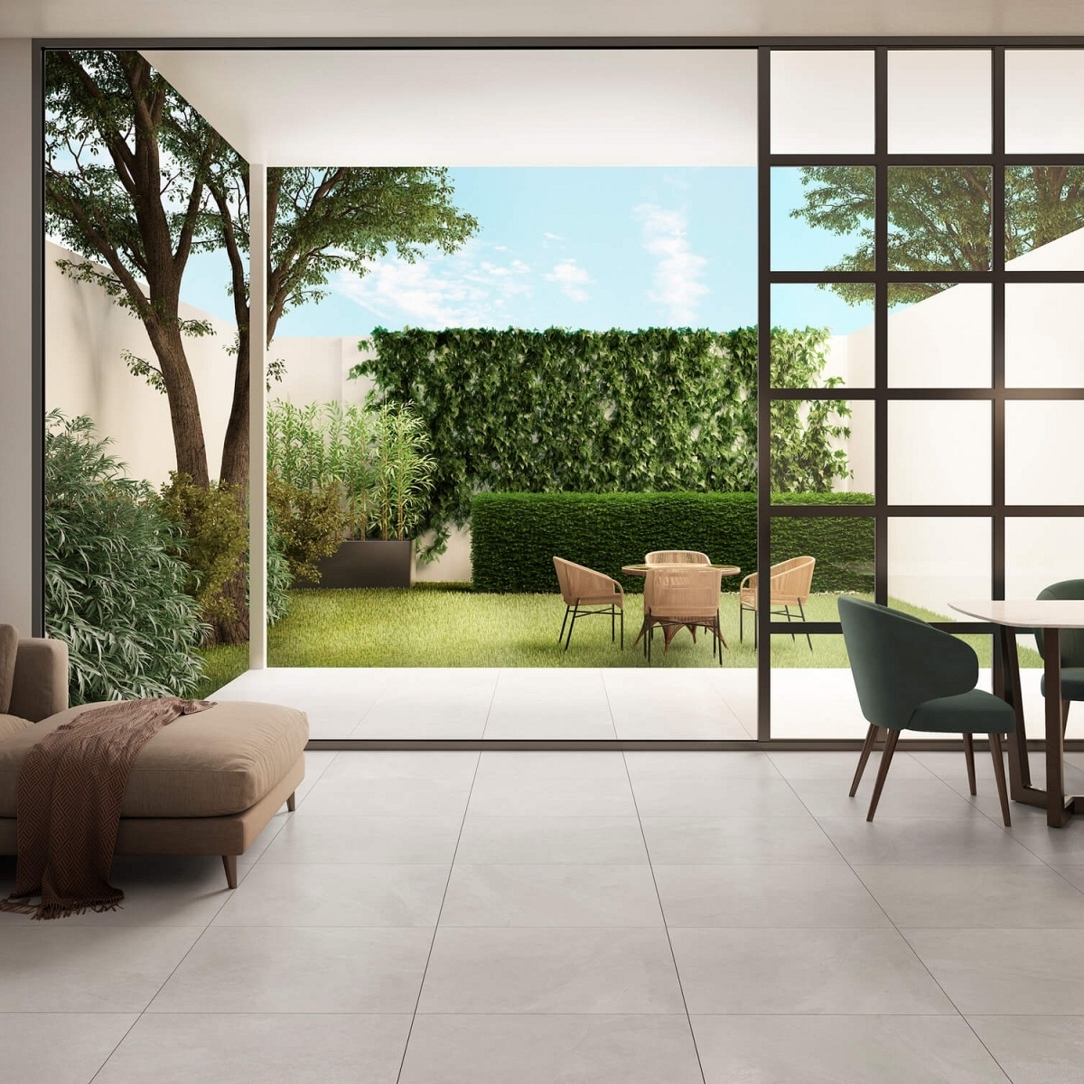 Mustang Sand & White